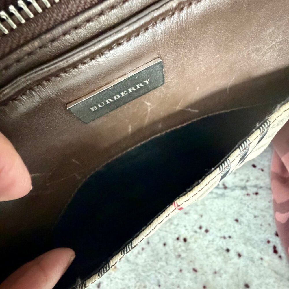 Burberry House Check Crossbody Bag Plaid Canvas Leather Purse Bag - Picture 4 of 14